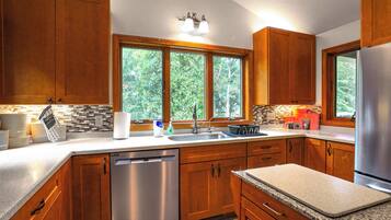 Rumah (1 Bedroom) | Interior