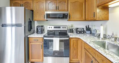 Townhome w/ Patio: 1 Mi to Clearfield Riverwalk