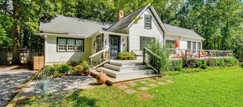 30 Acres & Pond: North Georgia Mtn Farmhouse