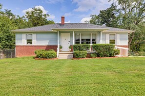 House (3 Bedrooms) | Front of property