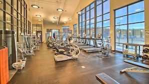 Apartment (3 Bedrooms) | Interior - 4 MI to Lake Galena: TH w/ Indoor Pool & Views! (Galena)