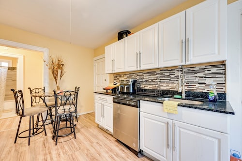Convenient Hartford Condo < 2 Mi to Dtwn!