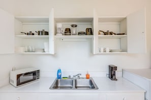 Apartment (1 Bedroom) | Interior