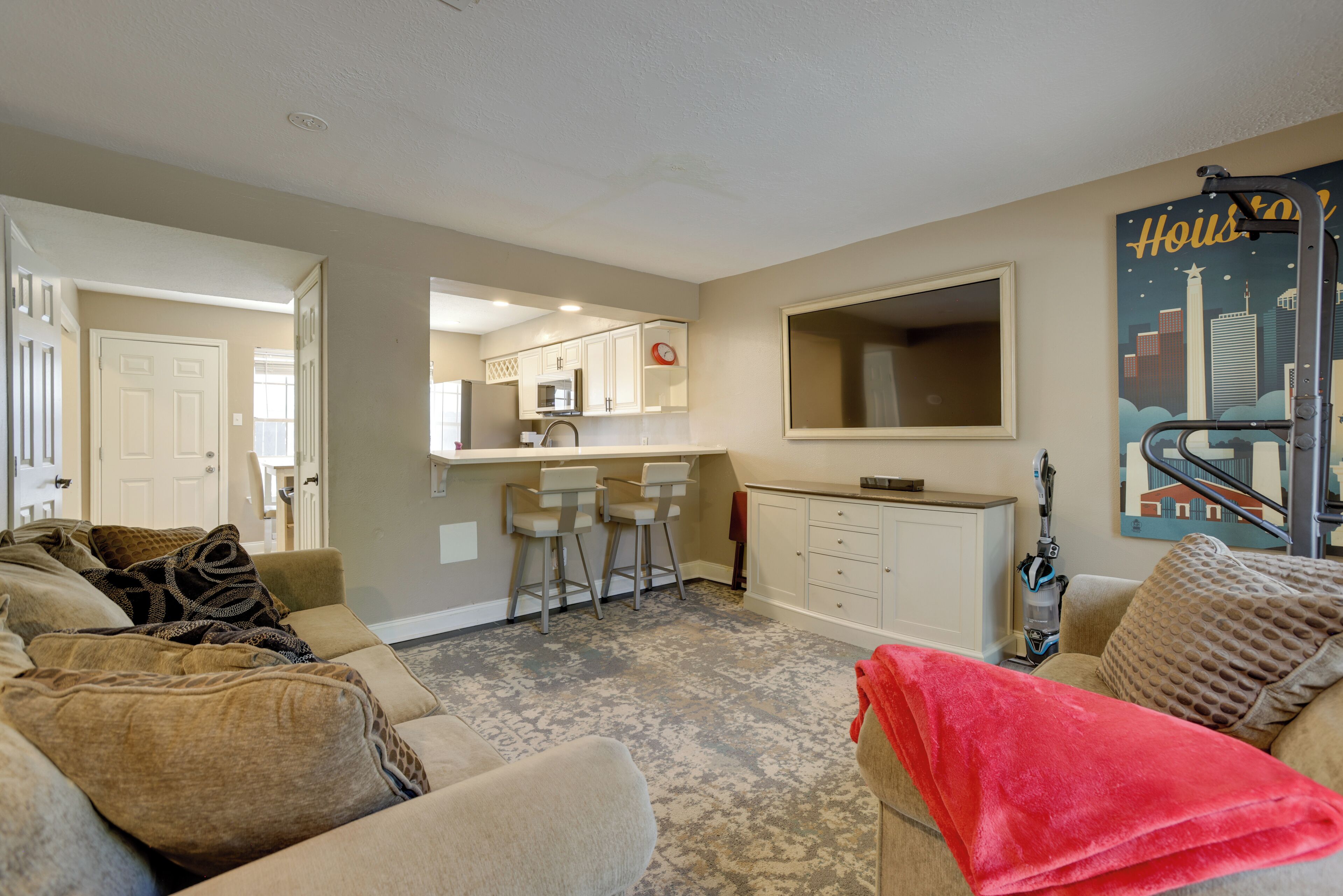 อพาร์ทเมนท์ (2 Bedrooms) | ด้านหน้าที่พัก