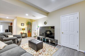 Apartment (2 Bedrooms) | Front of property