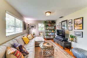 House (1 Bedroom) | Interior