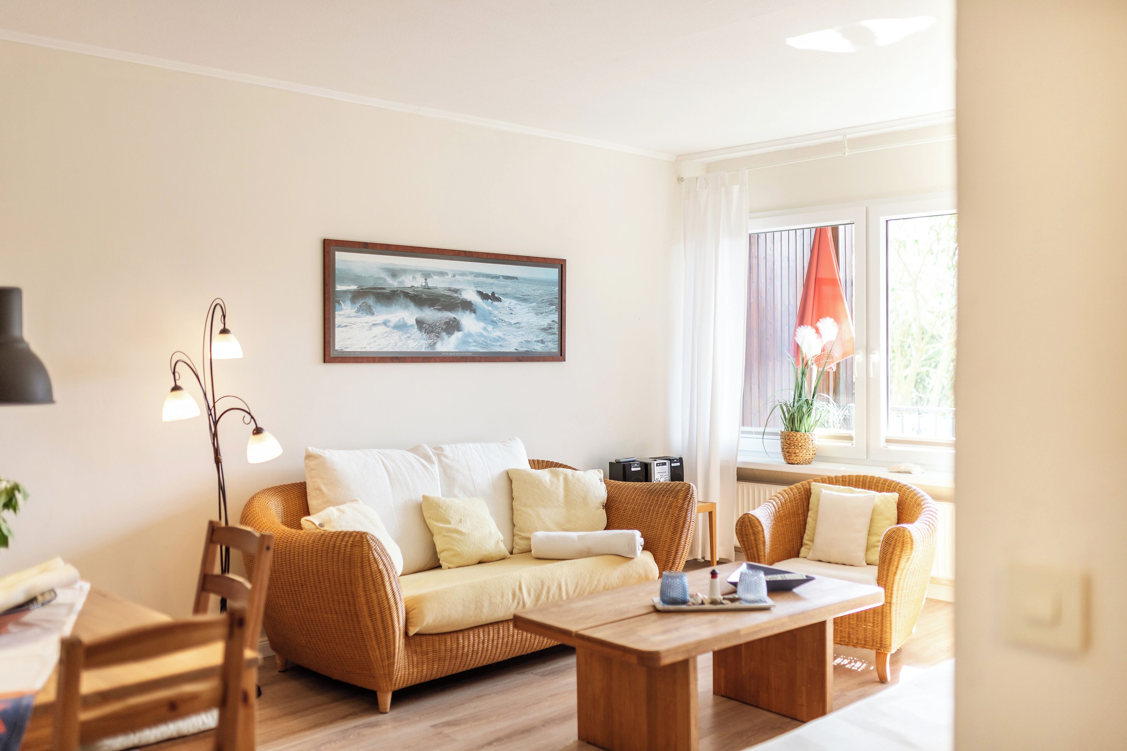 12 MEER-Leben | Living area | 80-cm flat-screen TV with digital channels, foosball, table tennis