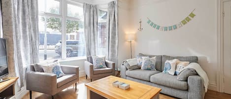 TV, DVD player, books, offices