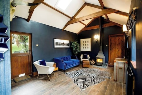 Interior. The Dairy - Rustic Retreats