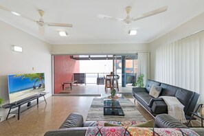 Apartment | 2 bedrooms - Zen City-venture Balcony Dining - Cozy - CBD (Darwin)