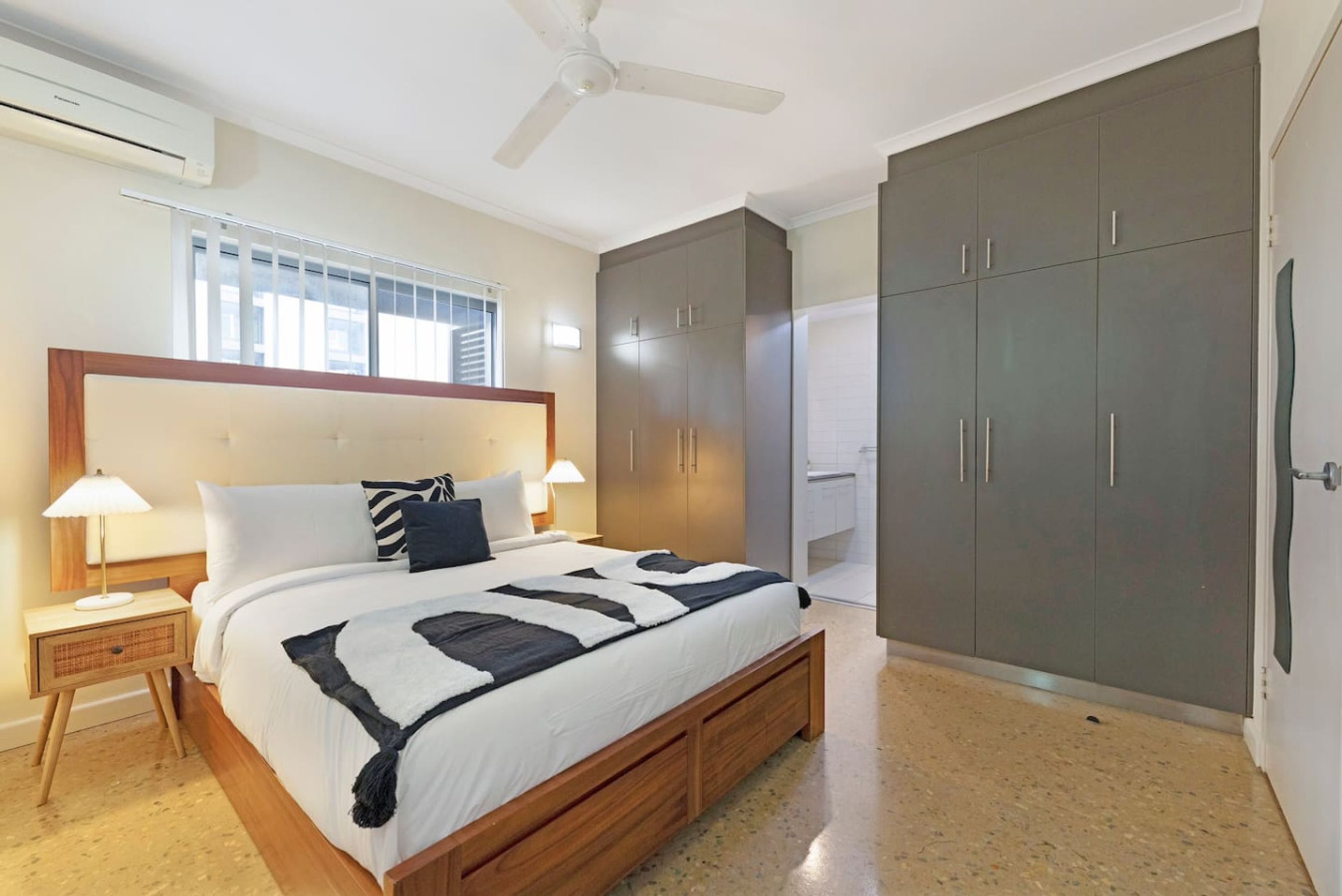 House | 2 bilik tidur 