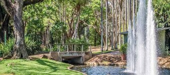 Zen City-venture Balcony Dining - Cozy - CBD