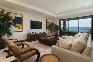 Living area - Ultra Lux Residence Premium Golf Cart & Resort Pool at Peninsula de Papagayo (Liberia)