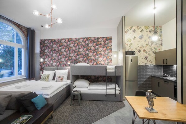 1 Schlafzimmer, Bügeleisen/Bügelbrett, Internetzugang