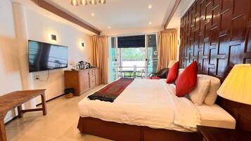 Room, 1 Bedroom, Accessible, Smoking | 1 bedroom