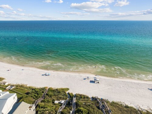 Luxury Family Home | Fenced Yard w/Private Pool & Firepit | 2-Minutes to Beach