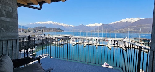 Lago Dorato Marina Lodge - Lakefront