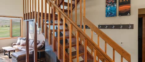 Condo, 2 Bedrooms | Interior