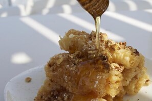 อาหารและเครื่องดื่ม