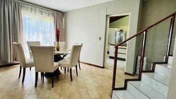 Villa, 3 Bedrooms, Accessible, Smoking | Dining room