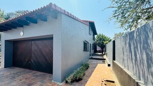 Villa, 3 chambres, accessible aux personnes à mobilité réduite, fumeurs | Extérieur