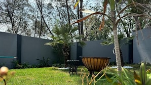 Apartment, 1 Bedroom, Smoking | Garden - Villa Picasso Sandton (Johannesburg)