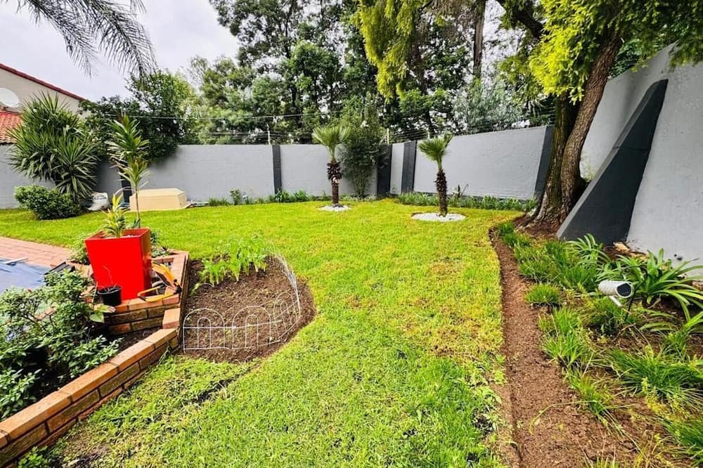 Villa Picasso - 2 Bed Villa