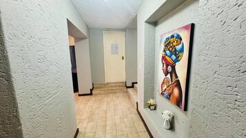 House, 2 Bedrooms, Accessible, Balcony | Interior