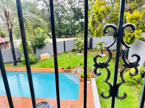 Casa, 2 habitaciones, accesible para personas con discapacidad, balcón | Piscina | Una piscina al aire libre