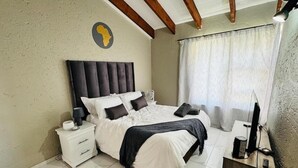 House, 1 Bedroom, Accessible, Smoking | 1 bedroom - Villa Picasso- 1 Bed Villa (Johannesburg)