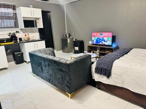 Huoneisto, 1 makuuhuone, tupakointi sallittu, patio | 1 makuuhuone