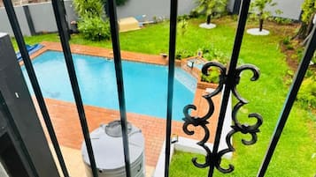 Apartment, 1 Bedroom, Smoking, Patio | Pool | Outdoor pool