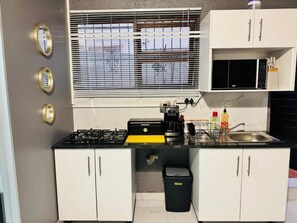 Apartamento, 1 habitación, fumadores, patio | Interior