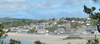 Bryher Cottage, Longrock -  a cottage that sleeps 6 guests  in 3 bedrooms