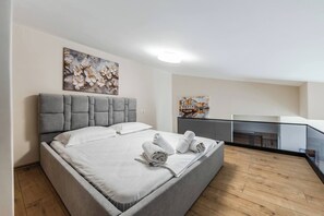 Fer et planche à repasser, Wi-Fi, draps fournis