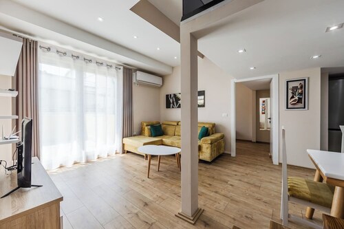 Luma Duplex Penthouse by Kondo Stays