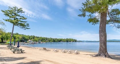 Winnipesaukee Condo near Gunstock and BNH Pavillion
