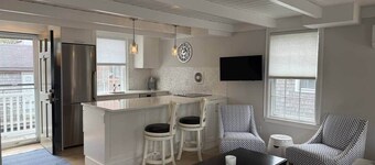The best location Downtown Nantucket Condo minutes from Ferries.