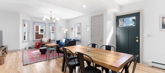 Fox Point House: Walk to Brown/RISD + Free Parking for Up to 3 Cars!