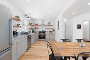Fridge, microwave, oven, stovetop - Fox Point House: Walk to Brown/RISD + Free Parking for Up to 3 Cars! (Providence)