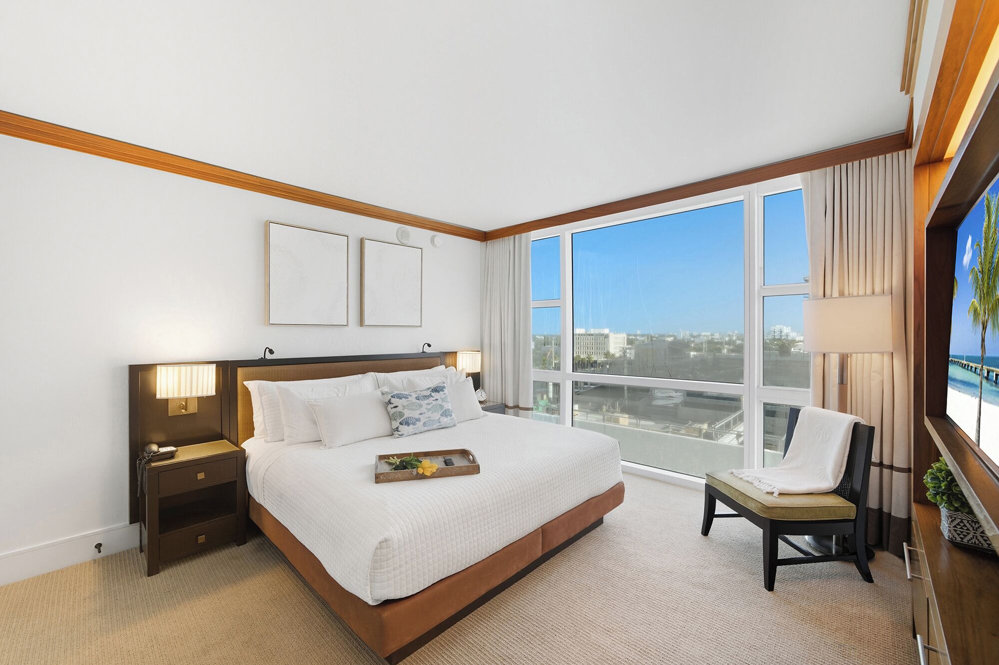 2 slaapkamers, een kluis op de kamer, een strijkplank/strijkijzer