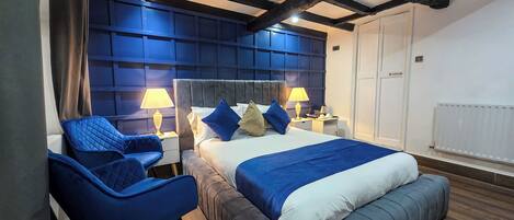 Deluxe-Doppelzimmer | VerdunkelungsvorhĂ€nge, BĂŒgeleisen/BĂŒgelbrett, kostenloses WLAN