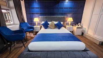 Cortines opaques, planxa i posts de planxar i wifi gratuïta