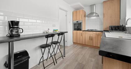 52 Furnival Road Manchester