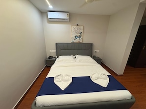 Suite Room | Ameublement personnalisé, bureau
