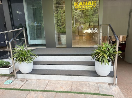 Interior entrance. Kanak Residency Kuthuparamba