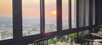 Fully-Equipped Modern Apartment  Menlyn Maine Attractions