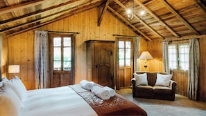 Deluxe Double Room, Balcony, Mountain View | Iron/ironing board, travel crib, free WiFi, bed sheets - Hotel Coutettaz (Morzine)
