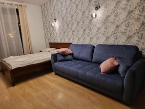 Comfort Suite, Balcony, City View (APS108) | Blackout drapes, iron/ironing board, free WiFi