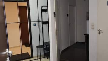 Suíte básica, sacada, vista para a cidade (APS519) | Cortinas blackout, ferros/tábuas de passar roupa, Wi-Fi de cortesia